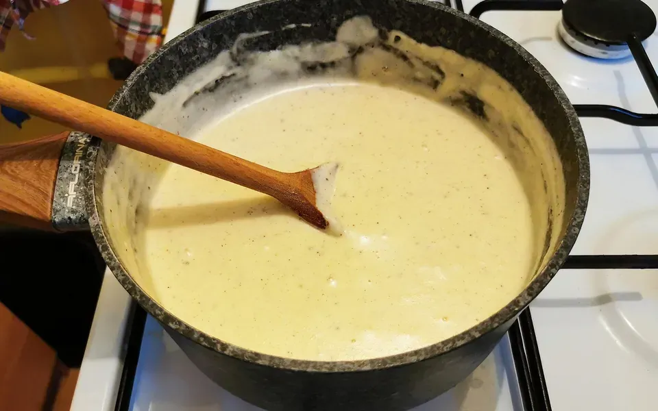 Béchamel, ingrédient de cette page