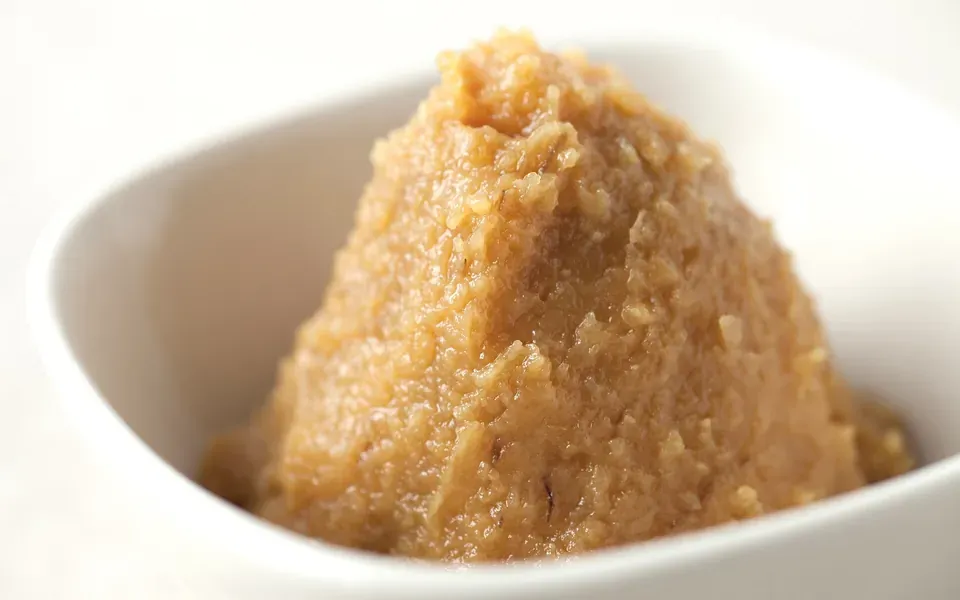 Miso, ingrédient principal de cette recette