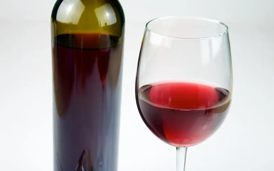 Vin, ingrédient principal de cette recette